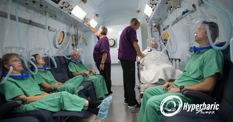 Hyperbaric oxygen therapy chamber with multiple patients