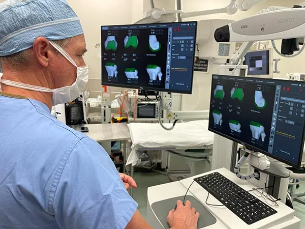 Surgeon using robotic navigation system