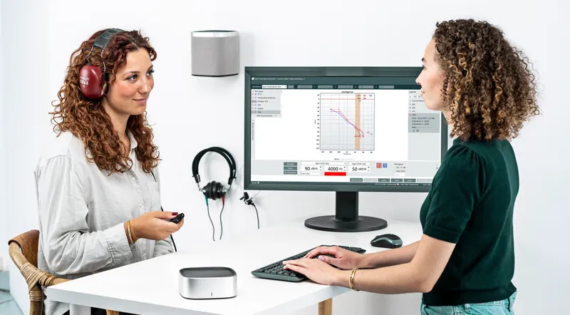 Advanced audiological workstation with multiple diagnostic displays