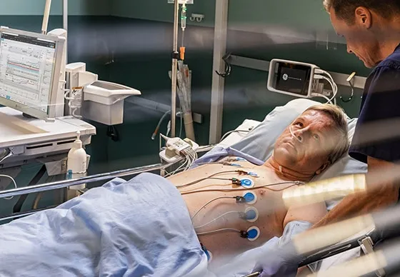 Perioperative cardiac monitoring in surgical intensive care unit