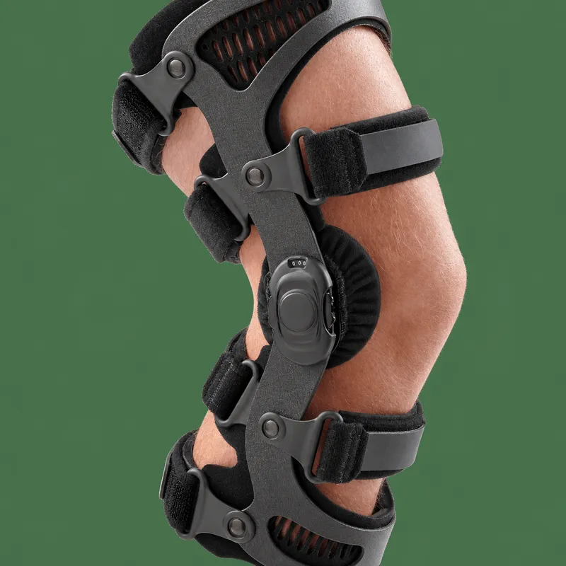 Valgus knee brace for medial compartment OA
