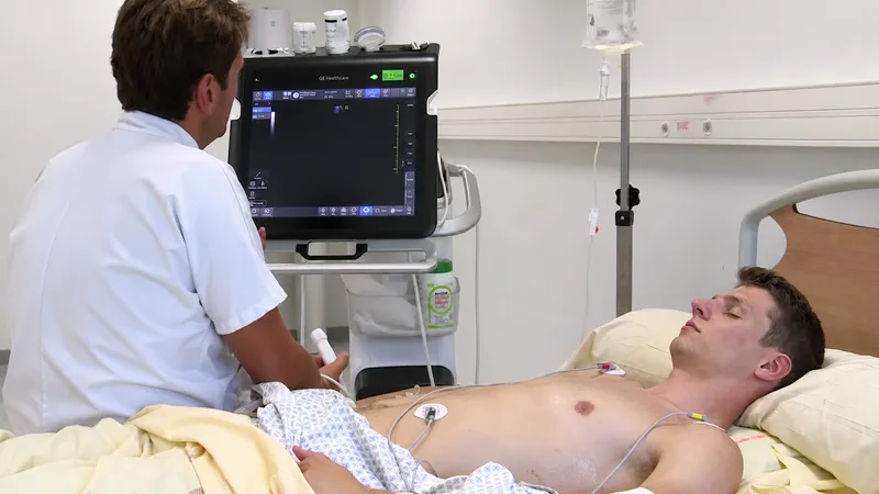 eFAST Exam on Trauma Patient